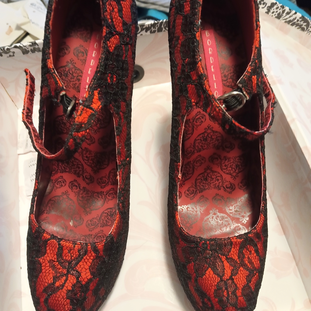 Bordello Women's Red and Black Lace Shoes